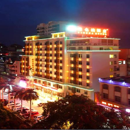 Hanting Express Sanya The First Market Branch Hotel Exteriér fotografie